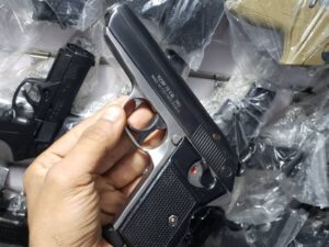 مسدس VZOR 70 CAL 765